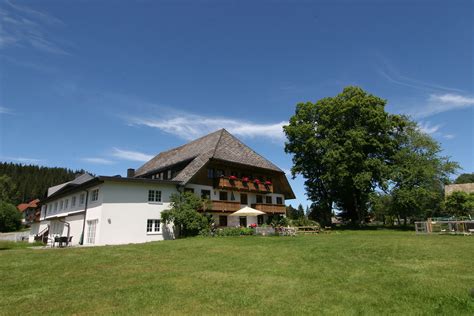 HERMESHOF UND BIOHAUS (Titisee.